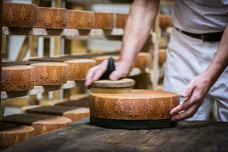 Le Fromage Le Brigand Du Jorat 